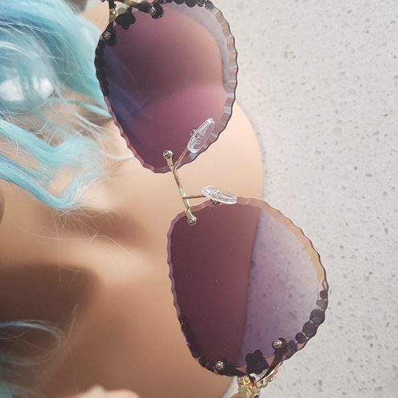 UV400 Purple Rhinestone Deluxe Sunglasses - Picture 6 of 10